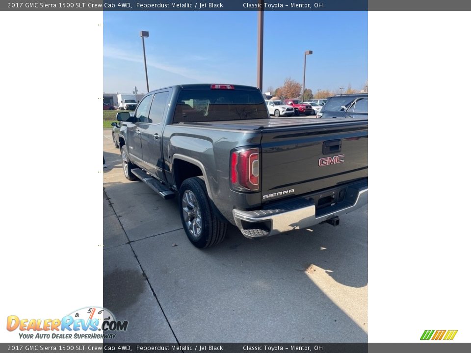2017 GMC Sierra 1500 SLT Crew Cab 4WD Pepperdust Metallic / Jet Black Photo #2