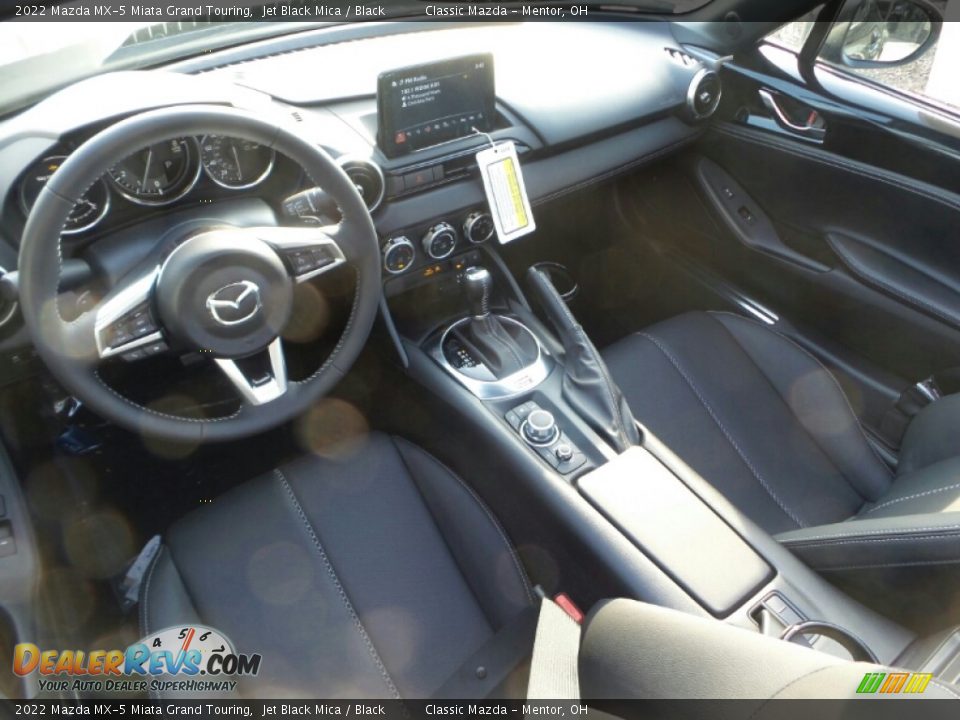 Front Seat of 2022 Mazda MX-5 Miata Grand Touring Photo #5