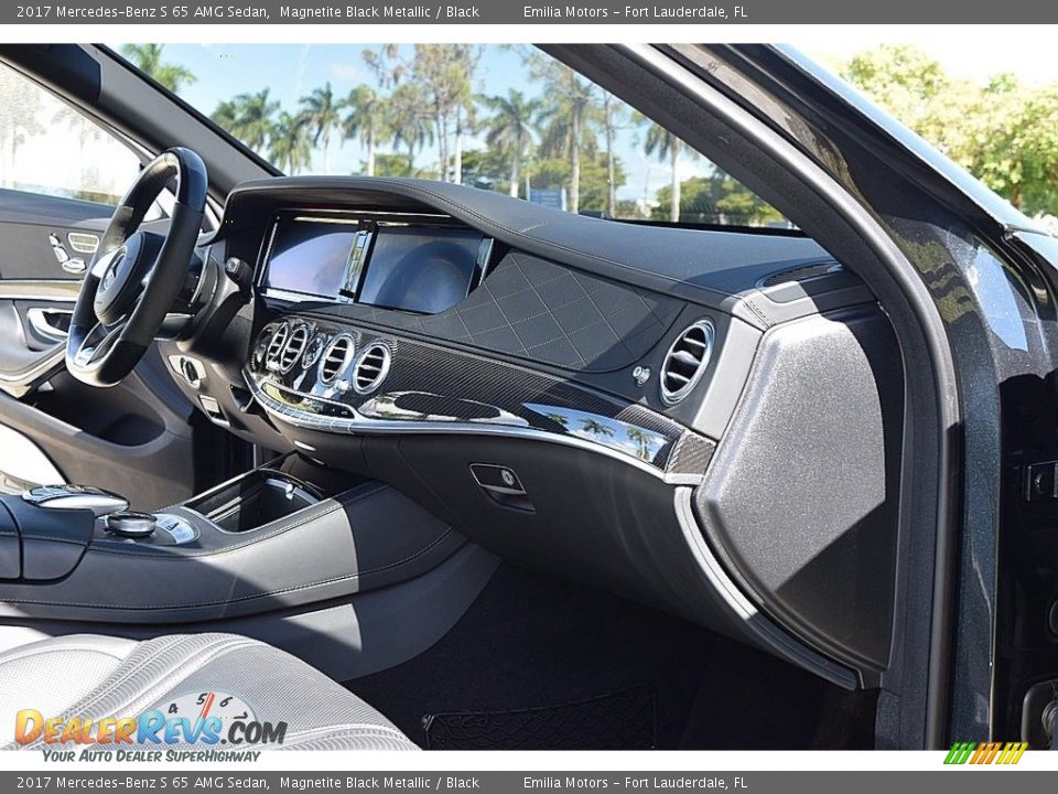 Dashboard of 2017 Mercedes-Benz S 65 AMG Sedan Photo #42