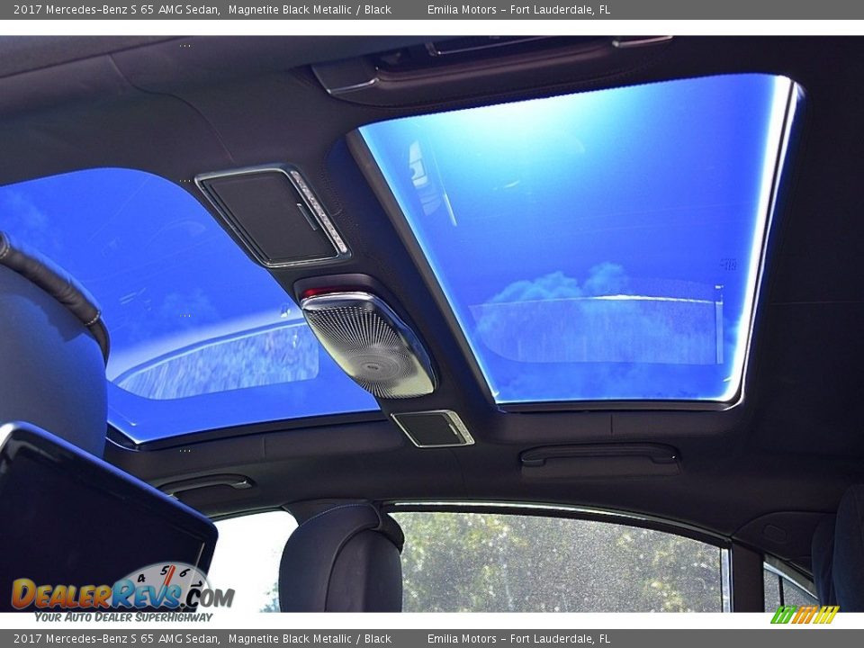 Sunroof of 2017 Mercedes-Benz S 65 AMG Sedan Photo #44