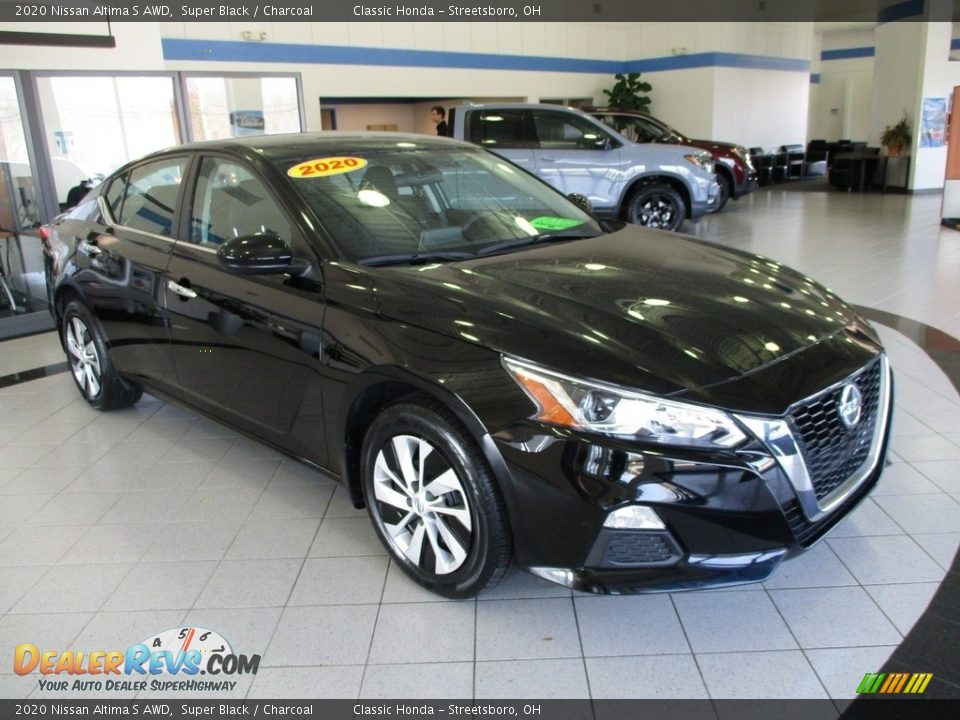 2020 Nissan Altima S AWD Super Black / Charcoal Photo #3