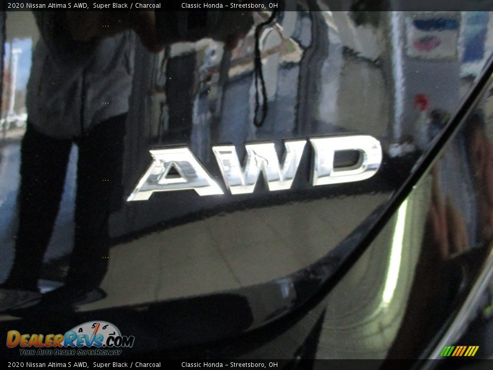 2020 Nissan Altima S AWD Super Black / Charcoal Photo #9