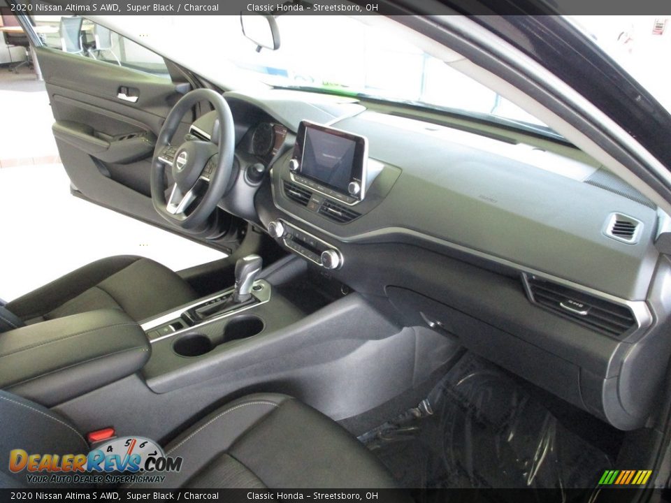 2020 Nissan Altima S AWD Super Black / Charcoal Photo #16