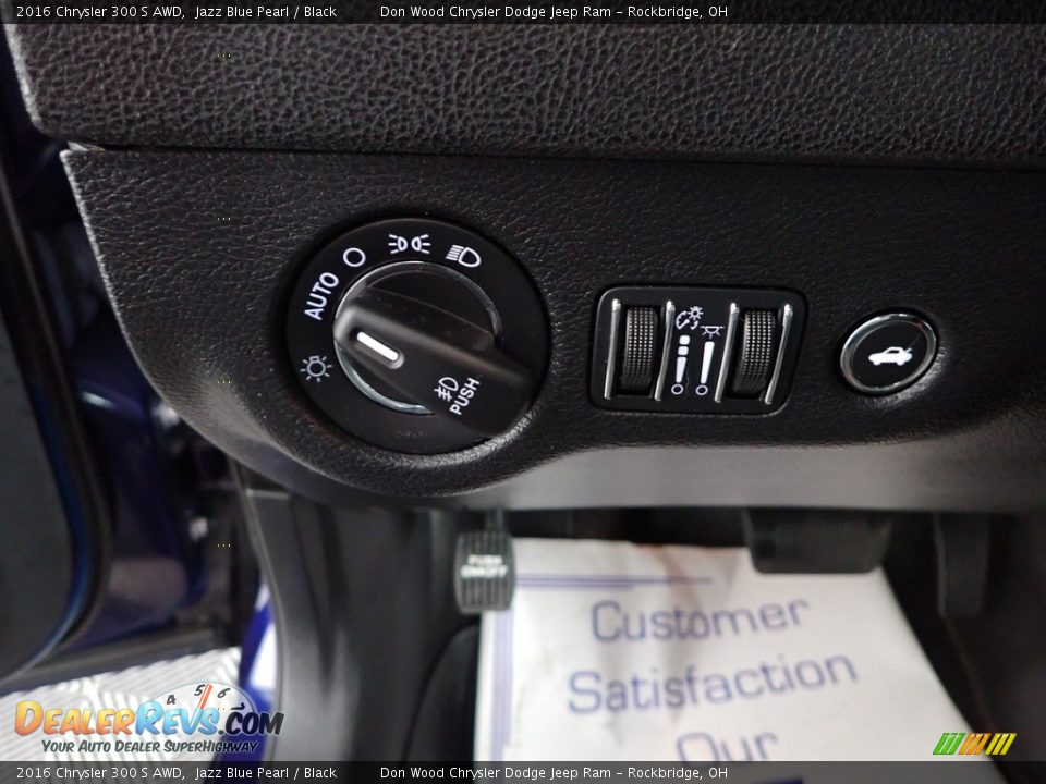 2016 Chrysler 300 S AWD Jazz Blue Pearl / Black Photo #17