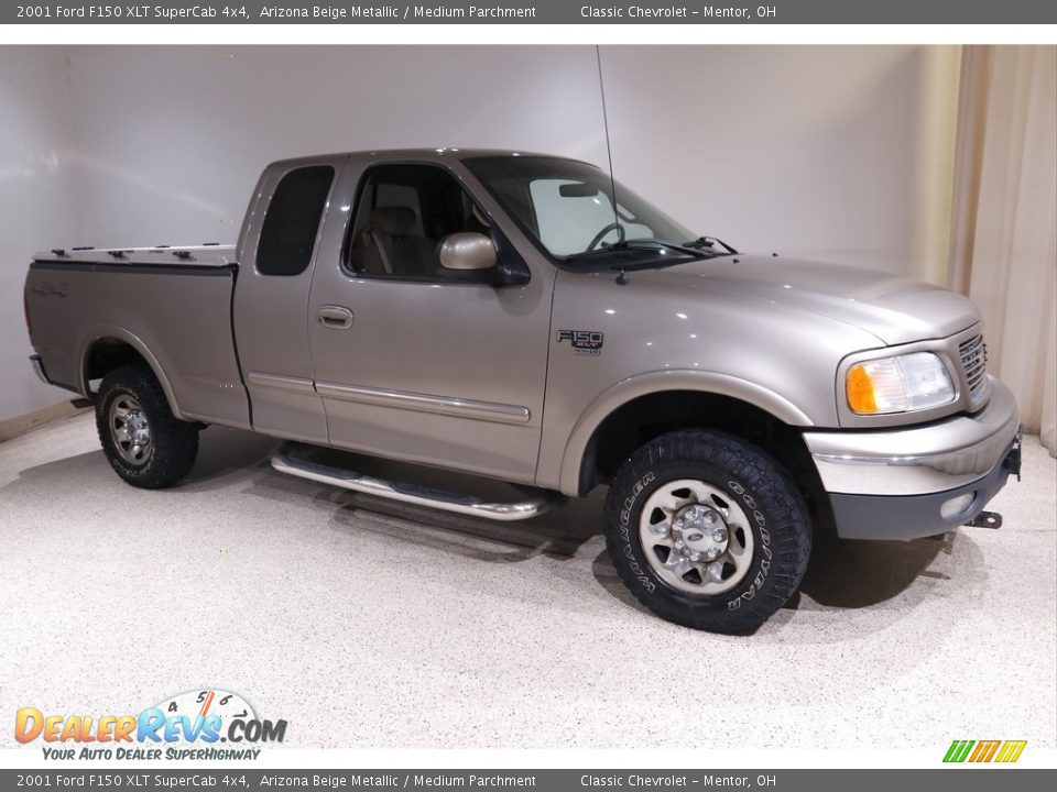 Arizona Beige Metallic 2001 Ford F150 XLT SuperCab 4x4 Photo #1