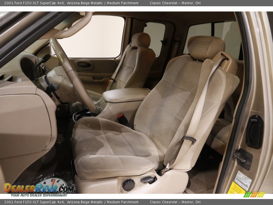 Front Seat of 2001 Ford F150 XLT SuperCab 4x4 Photo #5