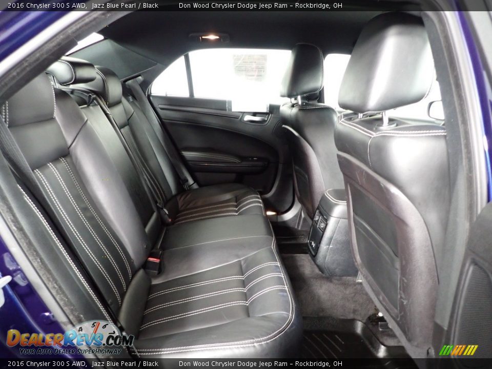 2016 Chrysler 300 S AWD Jazz Blue Pearl / Black Photo #32