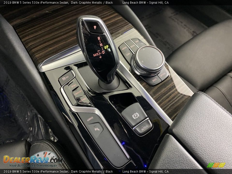 2019 BMW 5 Series 530e iPerformance Sedan Dark Graphite Metallic / Black Photo #25