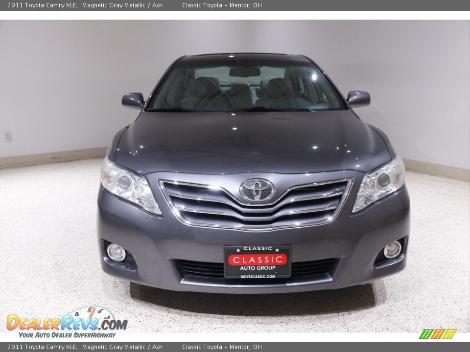 2011 Toyota Camry XLE Magnetic Gray Metallic / Ash Photo #2