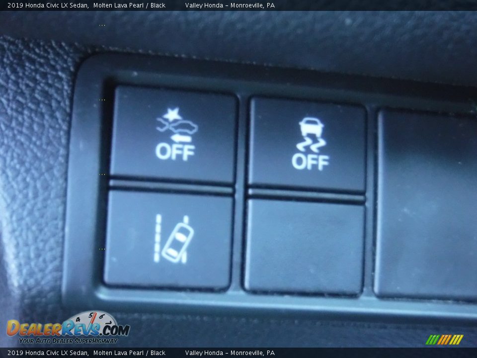 2019 Honda Civic LX Sedan Molten Lava Pearl / Black Photo #11