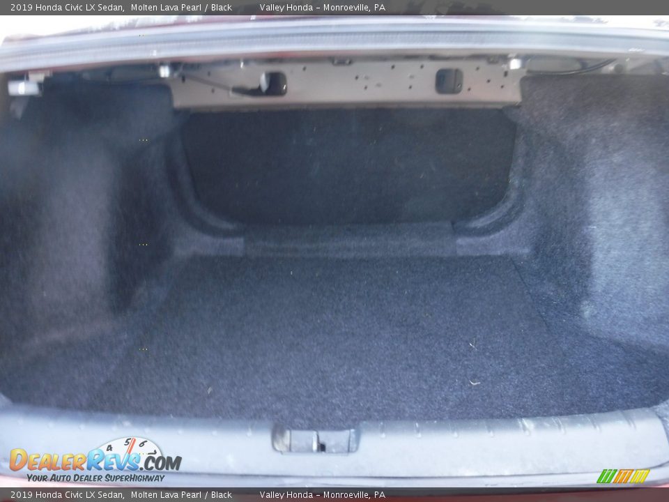 2019 Honda Civic LX Sedan Molten Lava Pearl / Black Photo #23