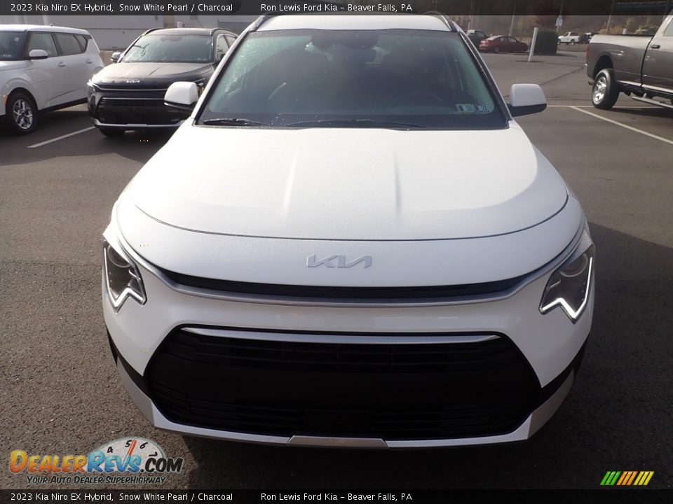 2023 Kia Niro EX Hybrid Snow White Pearl / Charcoal Photo #3
