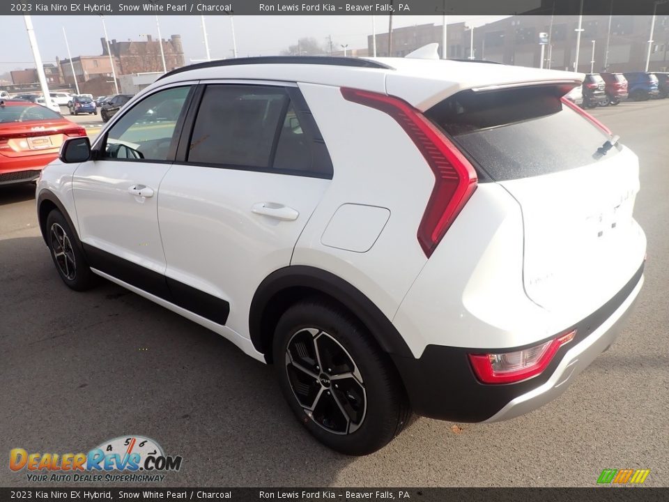 2023 Kia Niro EX Hybrid Snow White Pearl / Charcoal Photo #6