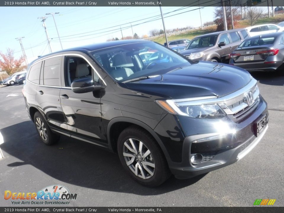 Front 3/4 View of 2019 Honda Pilot EX AWD Photo #5