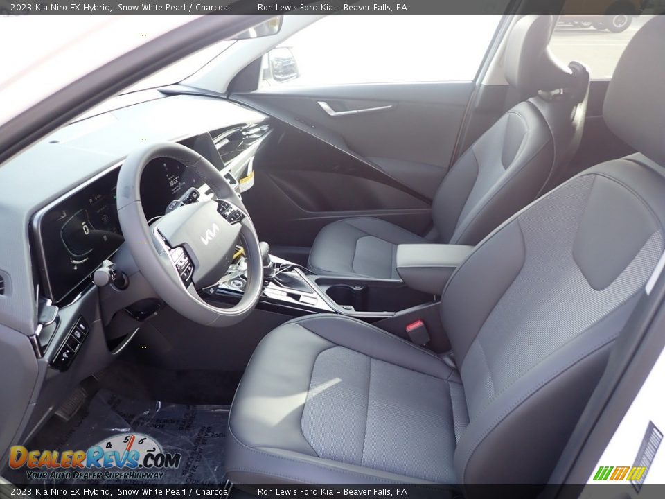 2023 Kia Niro EX Hybrid Snow White Pearl / Charcoal Photo #14