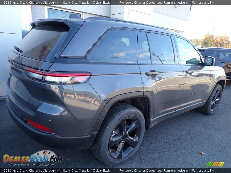 2023 Jeep Grand Cherokee Altitude 4x4 Baltic Gray Metallic / Global Black Photo #5