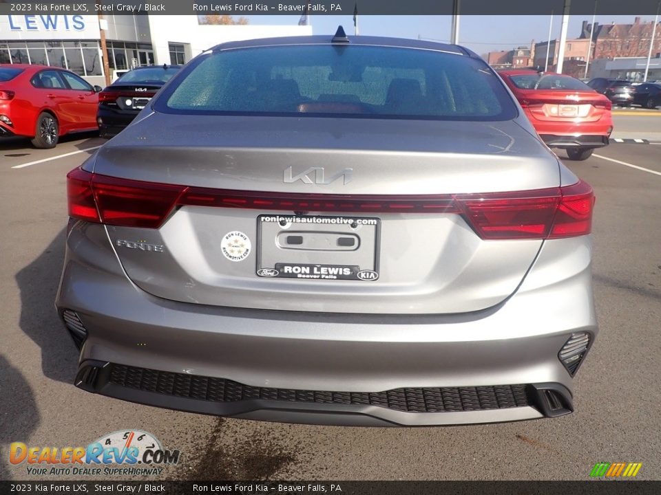 2023 Kia Forte LXS Steel Gray / Black Photo #7