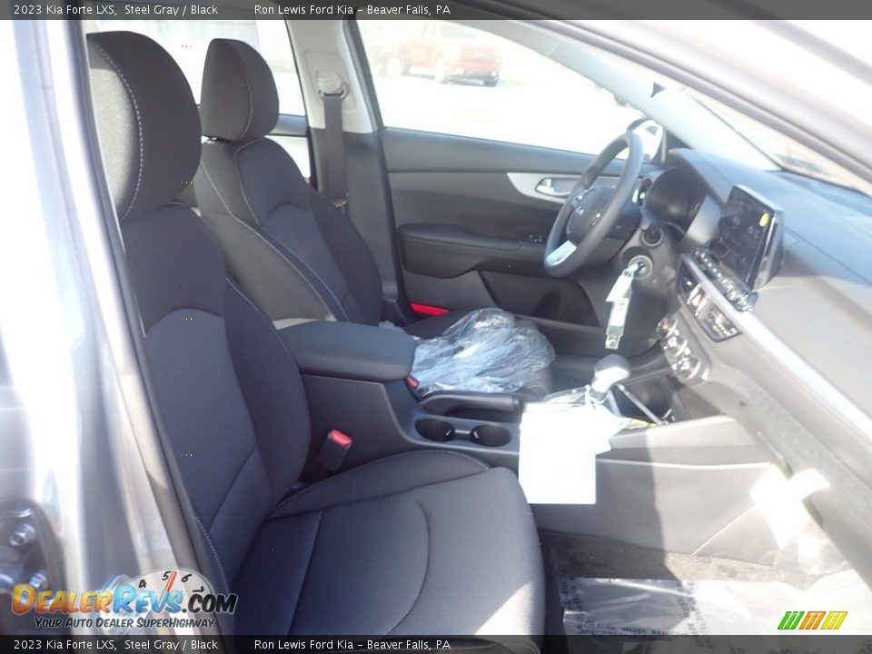 2023 Kia Forte LXS Steel Gray / Black Photo #11