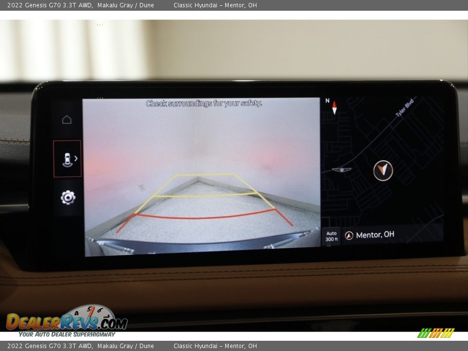 2022 Genesis G70 3.3T AWD Makalu Gray / Dune Photo #13