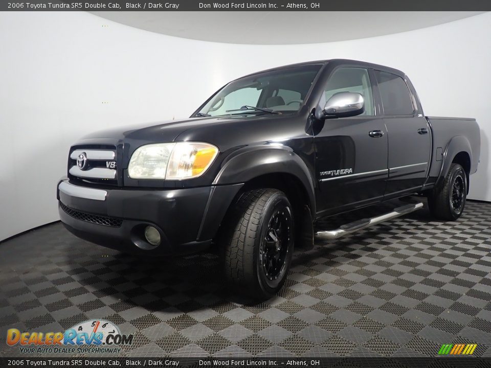 2006 Toyota Tundra SR5 Double Cab Black / Dark Gray Photo #7
