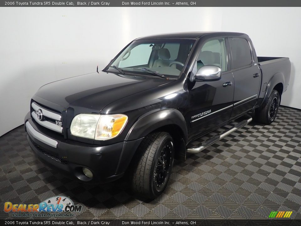 2006 Toyota Tundra SR5 Double Cab Black / Dark Gray Photo #8