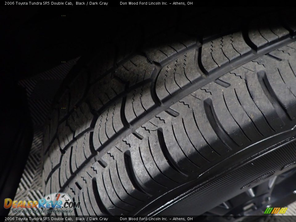 2006 Toyota Tundra SR5 Double Cab Black / Dark Gray Photo #16