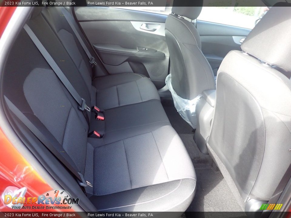 2023 Kia Forte LXS Fire Orange / Black Photo #10