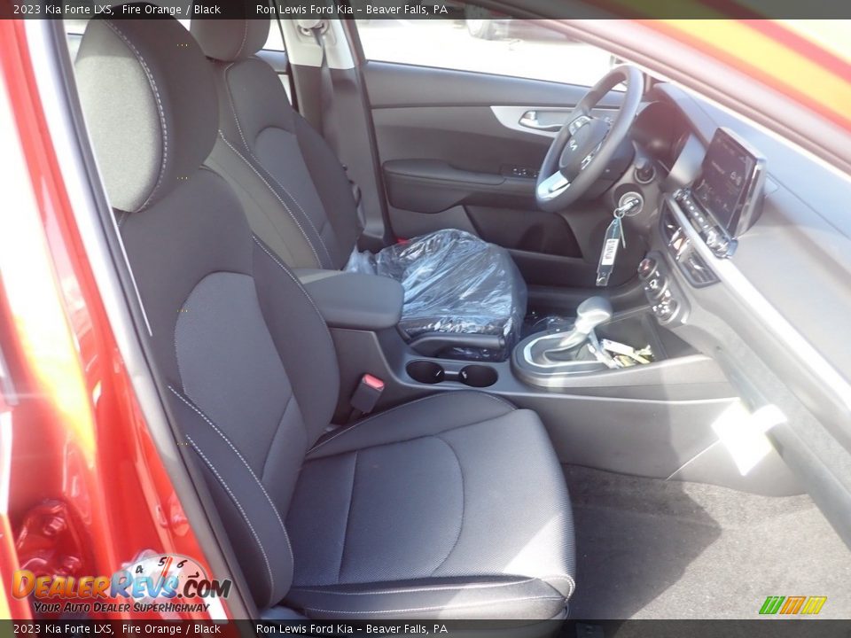 2023 Kia Forte LXS Fire Orange / Black Photo #11