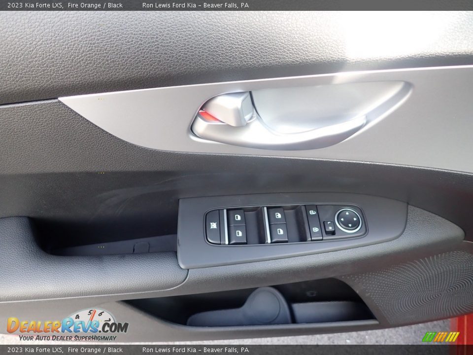 2023 Kia Forte LXS Fire Orange / Black Photo #15