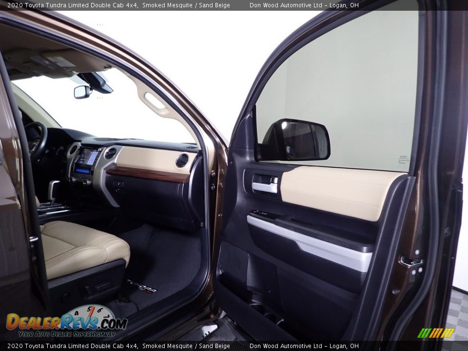 2020 Toyota Tundra Limited Double Cab 4x4 Smoked Mesquite / Sand Beige Photo #26