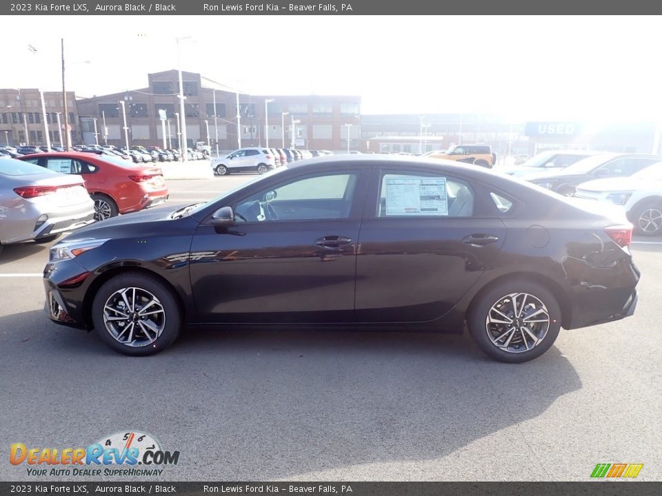 2023 Kia Forte LXS Aurora Black / Black Photo #5