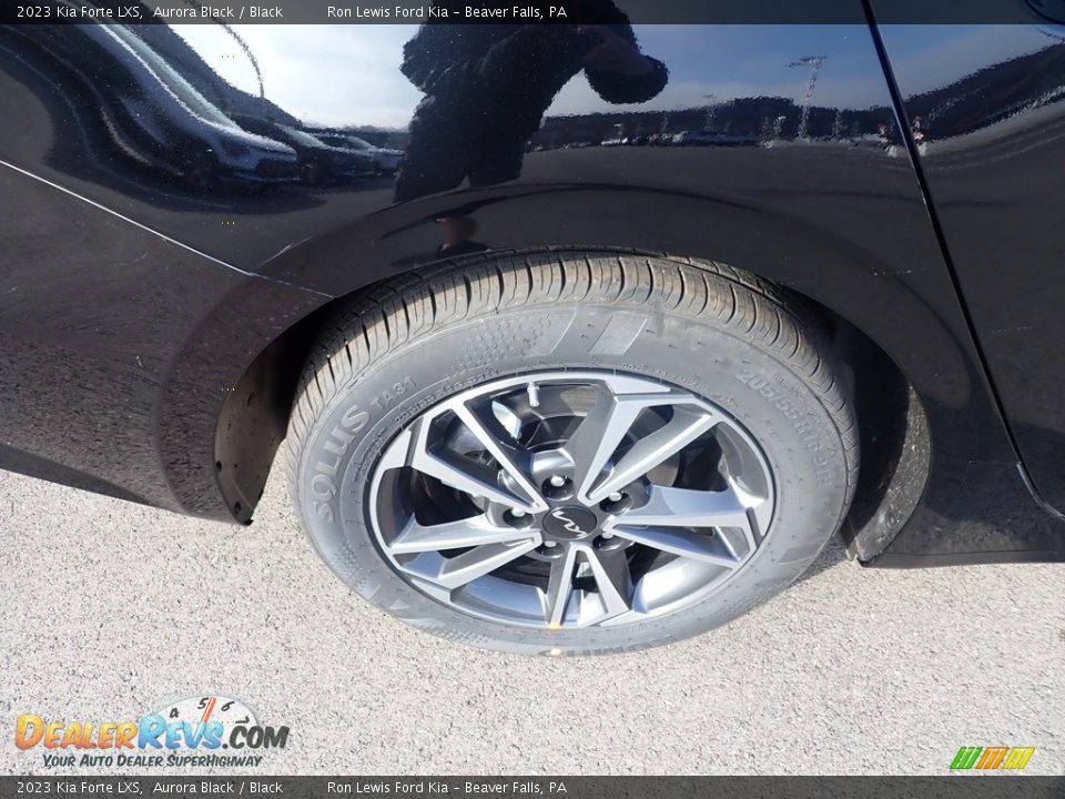 2023 Kia Forte LXS Aurora Black / Black Photo #9