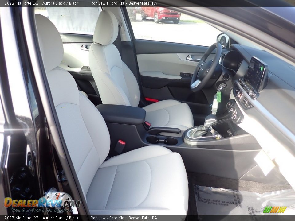 2023 Kia Forte LXS Aurora Black / Black Photo #11