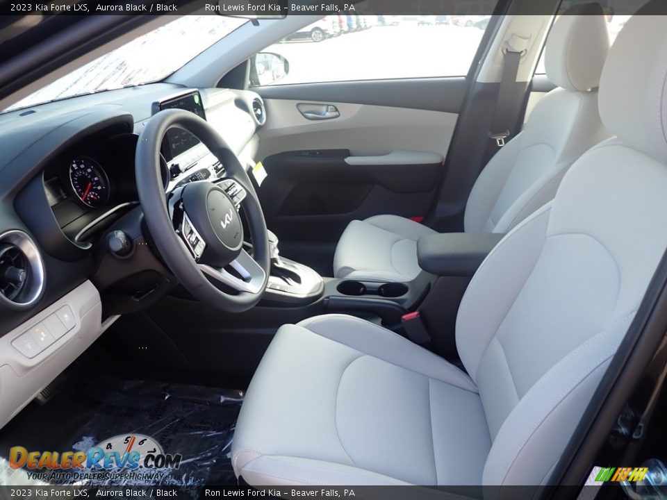 2023 Kia Forte LXS Aurora Black / Black Photo #14