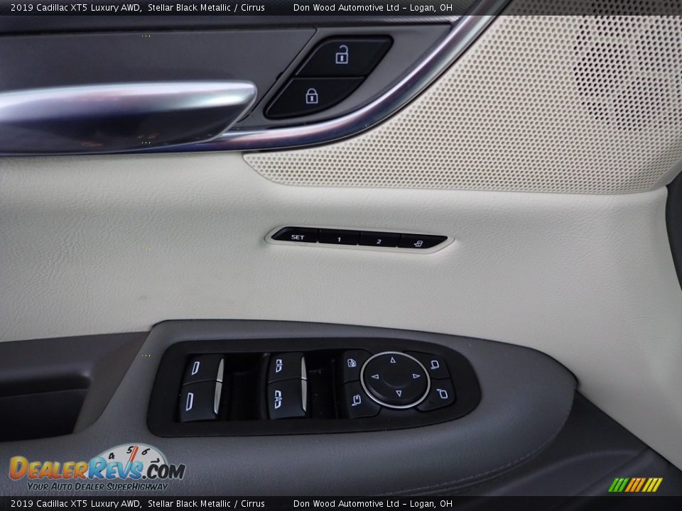 2019 Cadillac XT5 Luxury AWD Stellar Black Metallic / Cirrus Photo #13