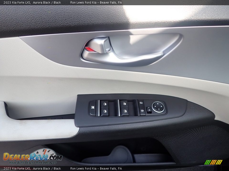 2023 Kia Forte LXS Aurora Black / Black Photo #15