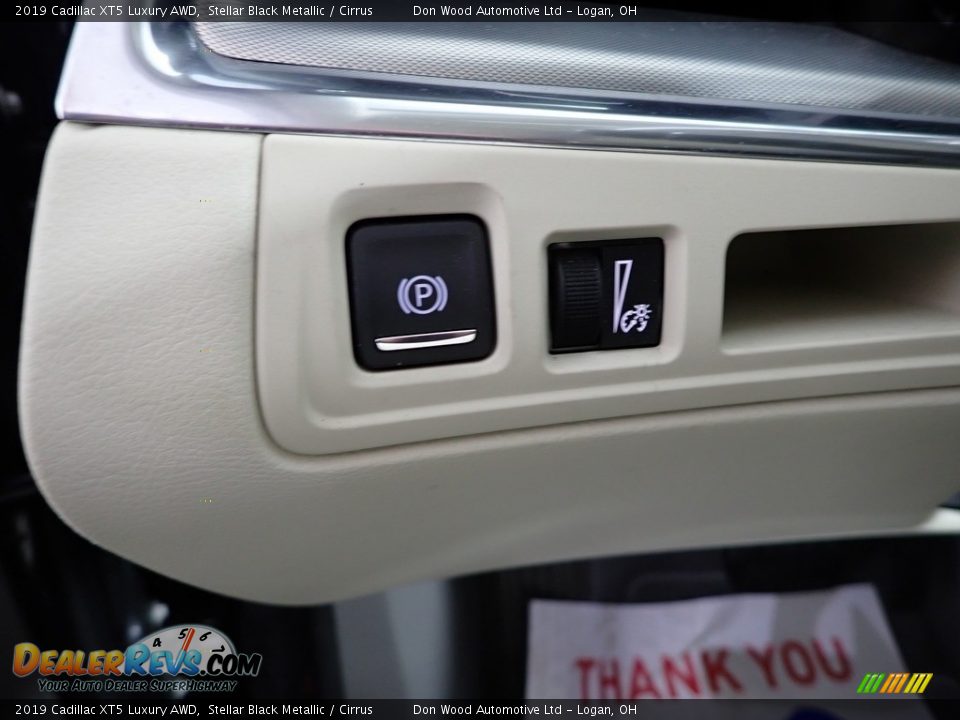 2019 Cadillac XT5 Luxury AWD Stellar Black Metallic / Cirrus Photo #16