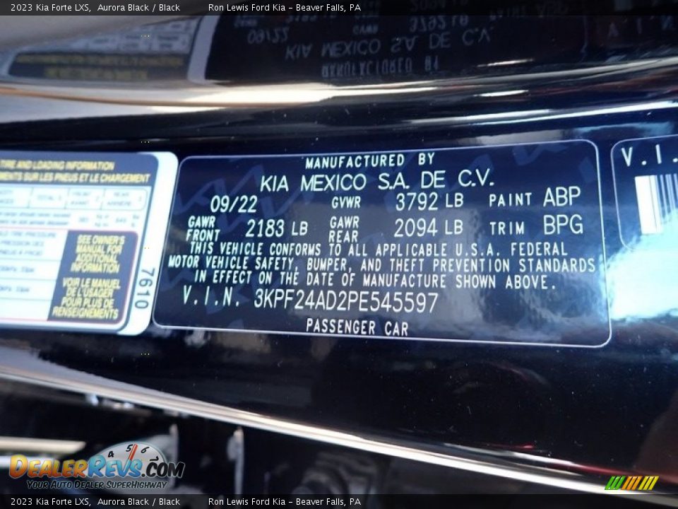 2023 Kia Forte LXS Aurora Black / Black Photo #20