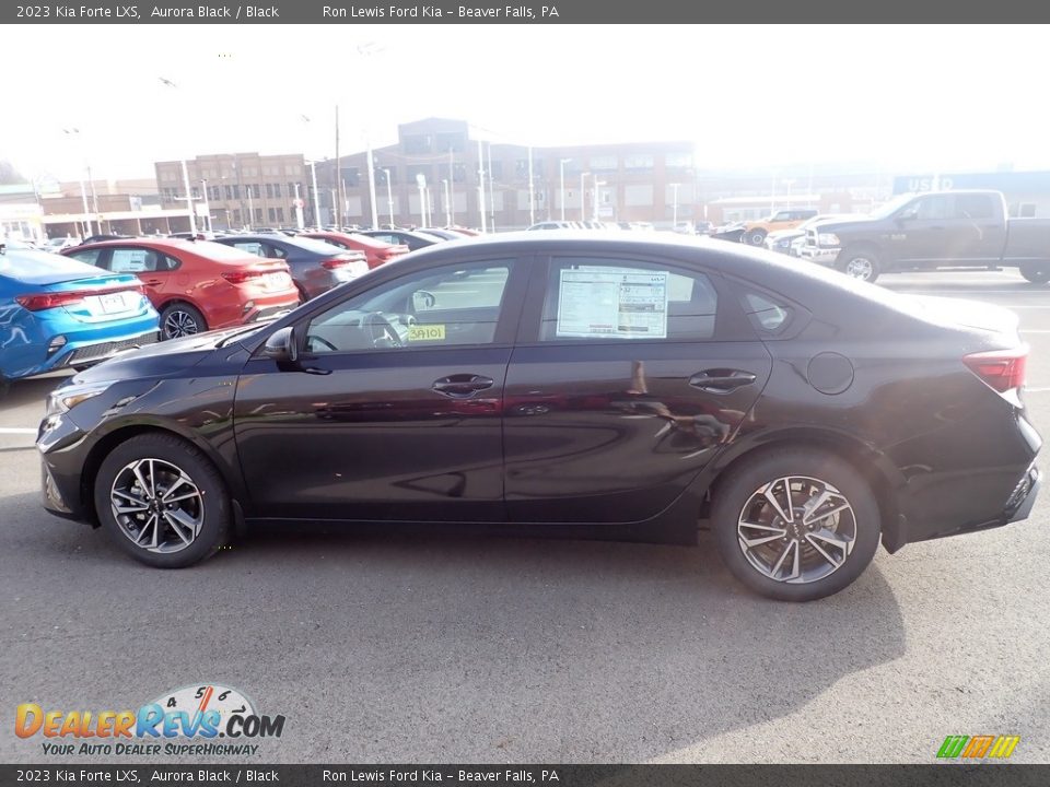 2023 Kia Forte LXS Aurora Black / Black Photo #4