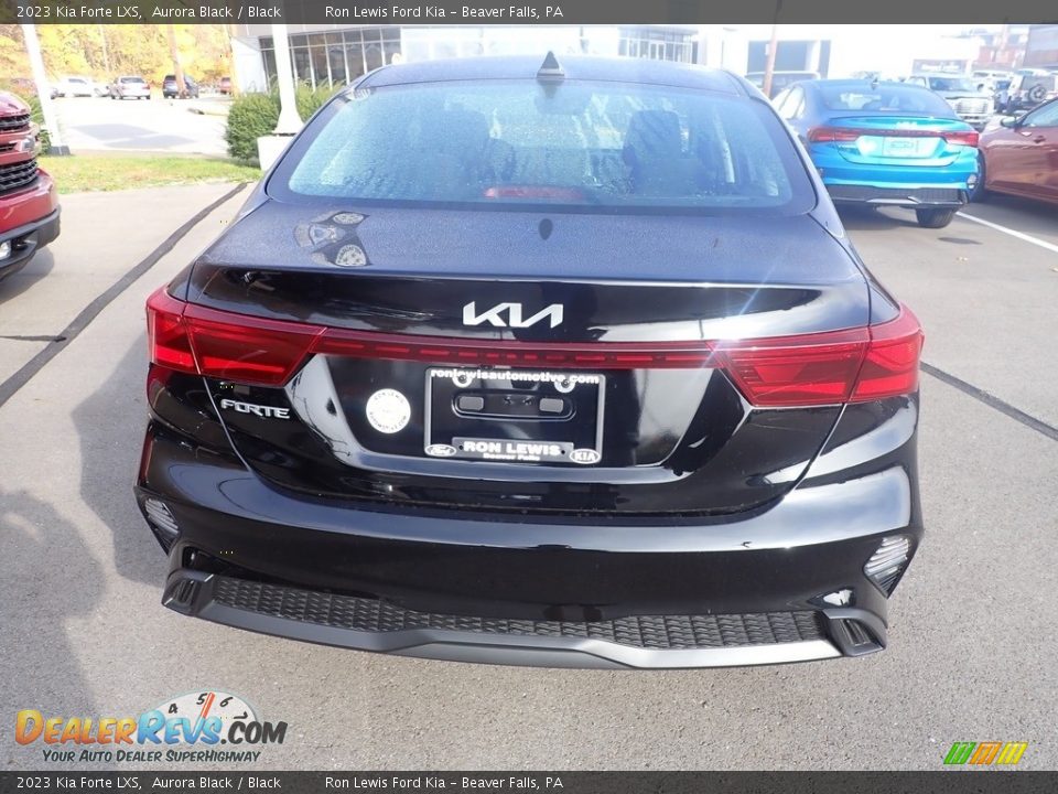 2023 Kia Forte LXS Aurora Black / Black Photo #6