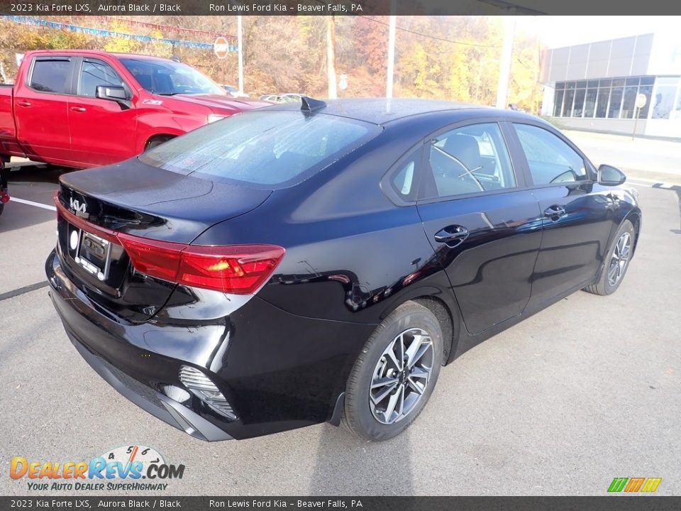 2023 Kia Forte LXS Aurora Black / Black Photo #7