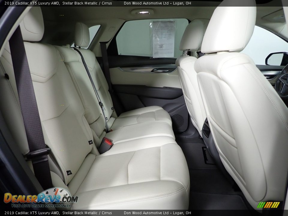 2019 Cadillac XT5 Luxury AWD Stellar Black Metallic / Cirrus Photo #30