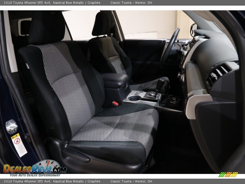 2019 Toyota 4Runner SR5 4x4 Nautical Blue Metallic / Graphite Photo #16