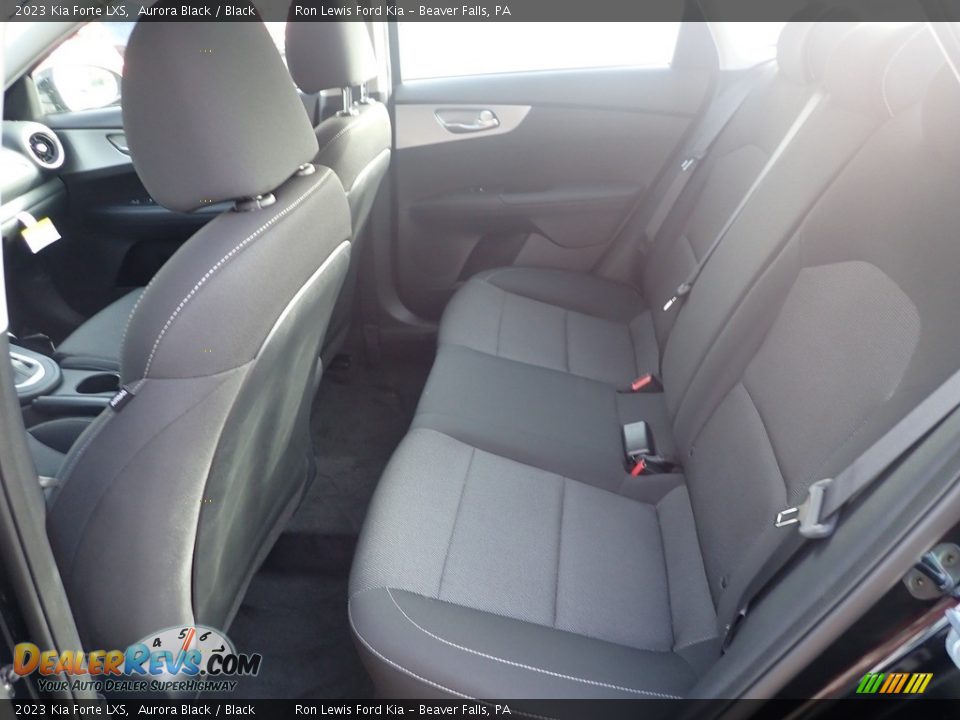 2023 Kia Forte LXS Aurora Black / Black Photo #11