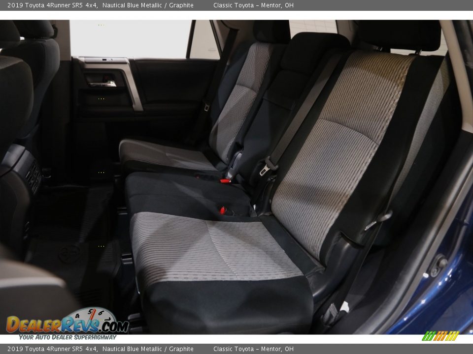 2019 Toyota 4Runner SR5 4x4 Nautical Blue Metallic / Graphite Photo #18