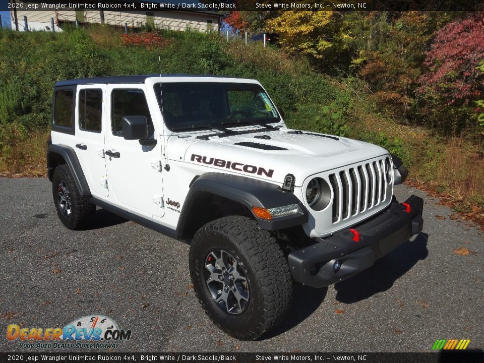Front 3/4 View of 2020 Jeep Wrangler Unlimited Rubicon 4x4 Photo #4