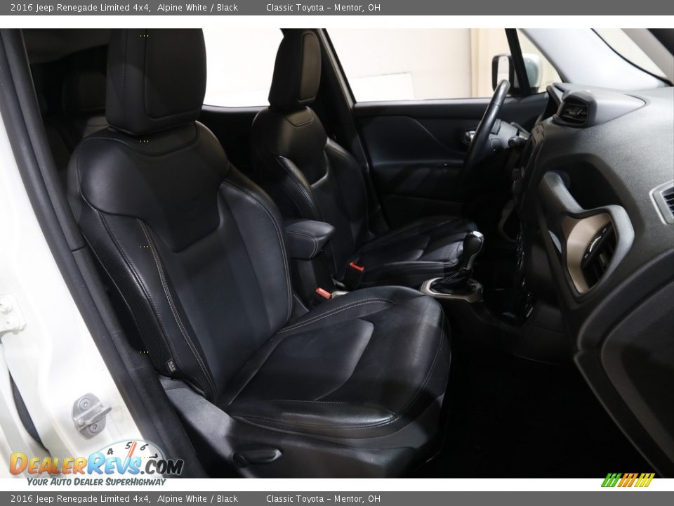 2016 Jeep Renegade Limited 4x4 Alpine White / Black Photo #16