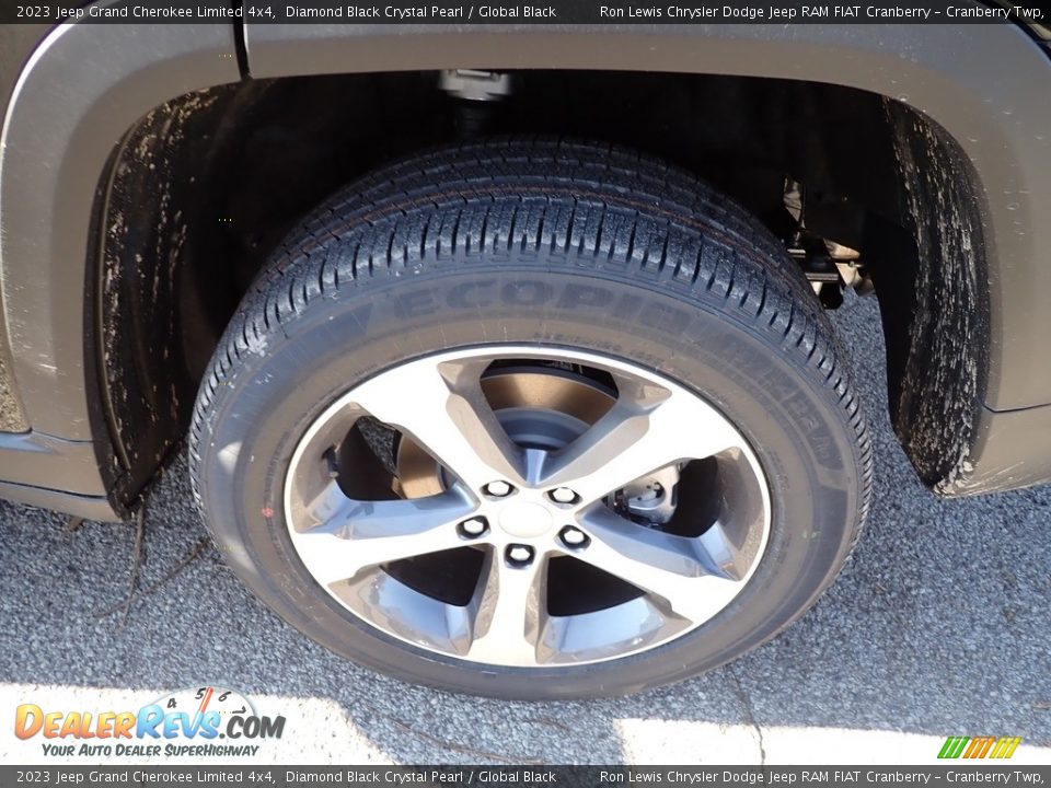 2023 Jeep Grand Cherokee Limited 4x4 Diamond Black Crystal Pearl / Global Black Photo #8