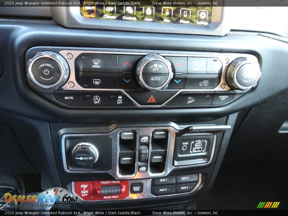 Controls of 2020 Jeep Wrangler Unlimited Rubicon 4x4 Photo #26