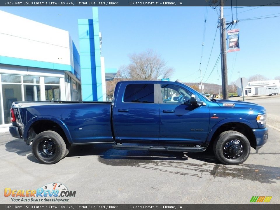 2022 Ram 3500 Laramie Crew Cab 4x4 Patriot Blue Pearl / Black Photo #4